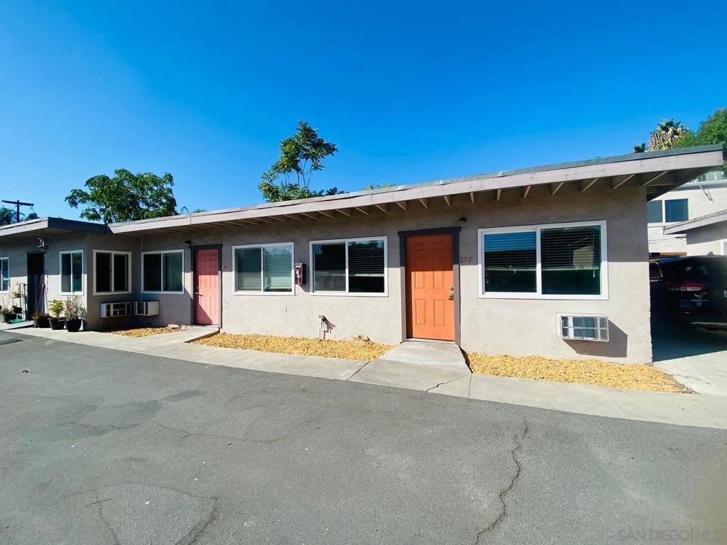 297 S Mollison Ave, El Cajon