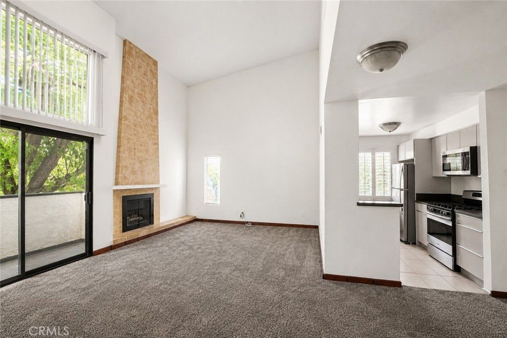 5255 Bellingham, Valley Village