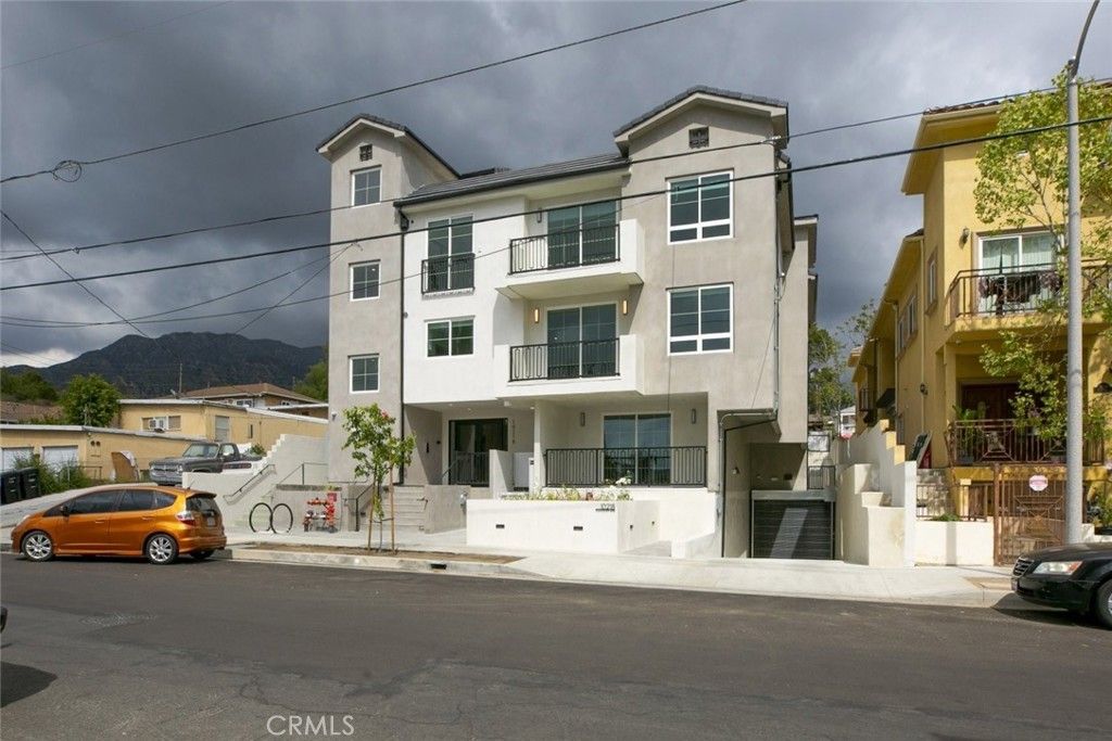 10218 Fernglen # 101, Tujunga
