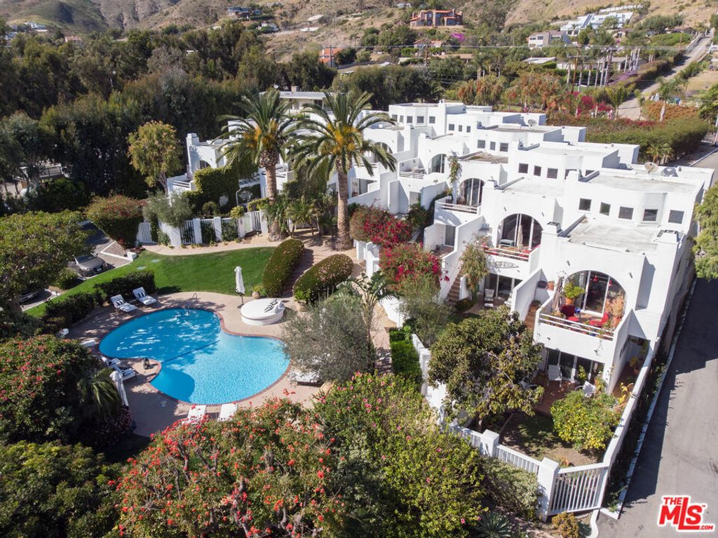 31240 Bailard Road, Malibu