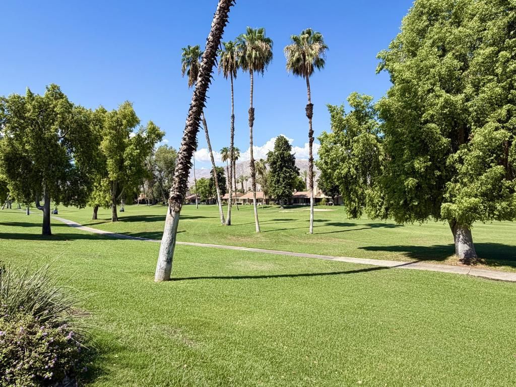 231 Santa Barbara Circle, Palm Desert