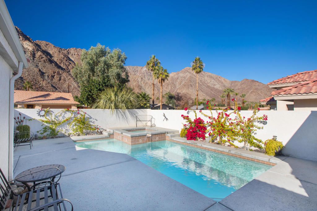 51880 Avenue Madero, La Quinta