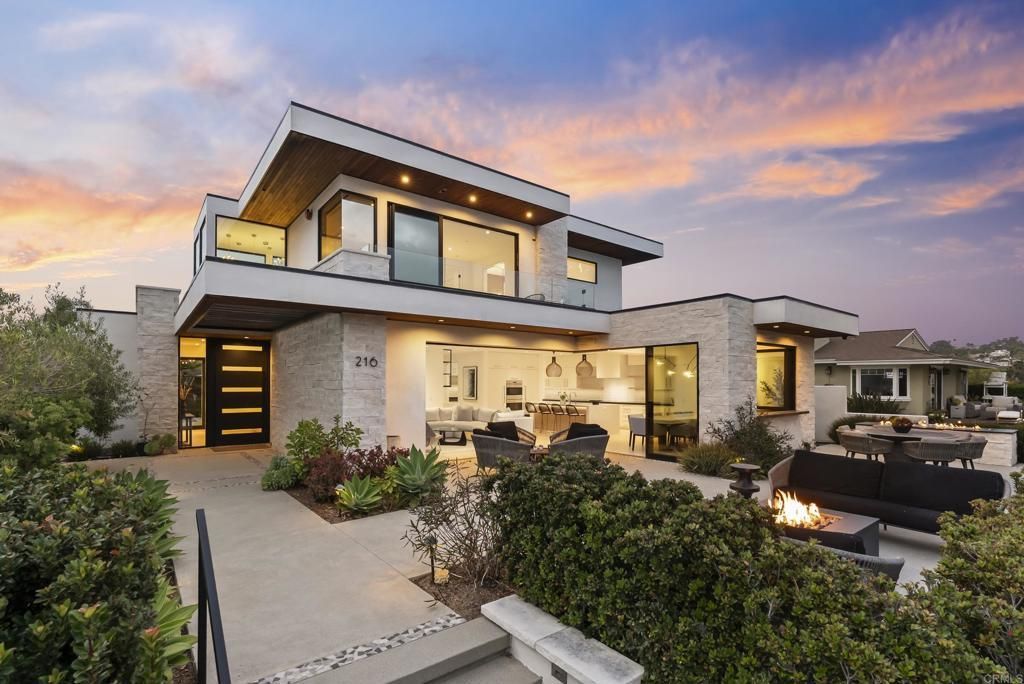 216 Ocean St., Solana Beach