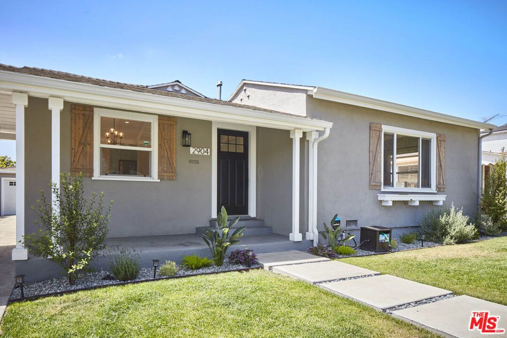 2904 W 81st Street, Inglewood