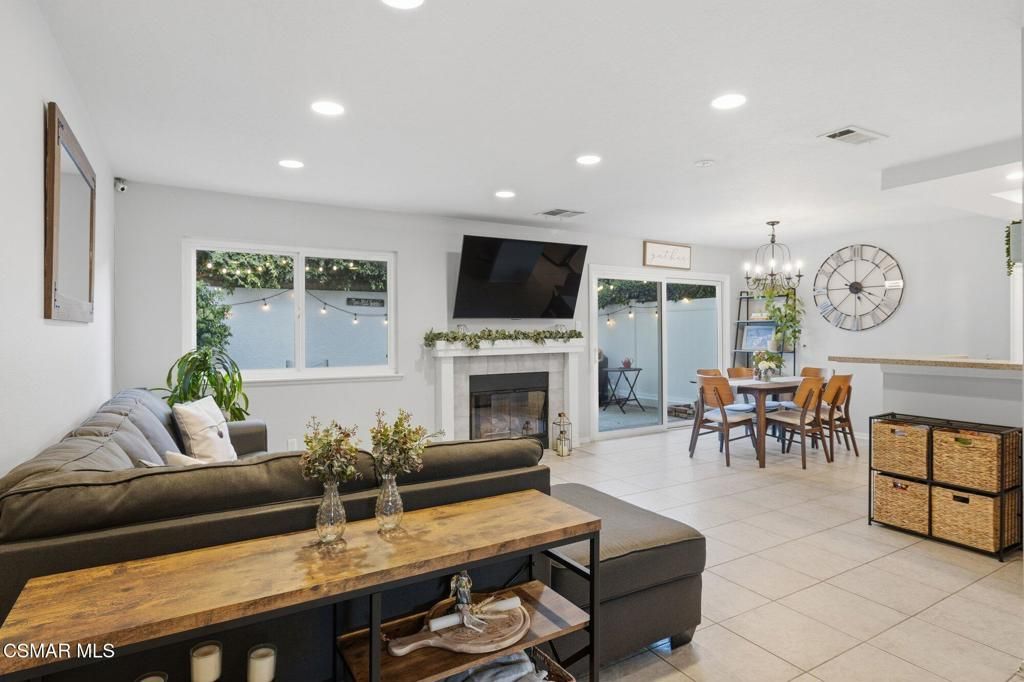 228 Hill Ranch Drive, Thousand Oaks
