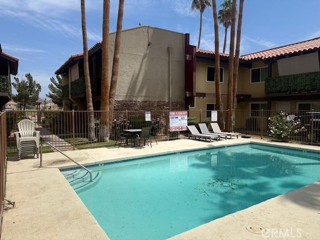 51025 Ave Martinez # B, La Quinta