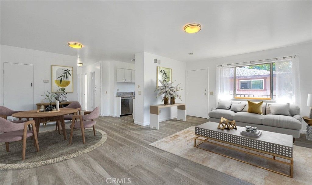 1104 S Mantle Lane # 28d, Santa Ana