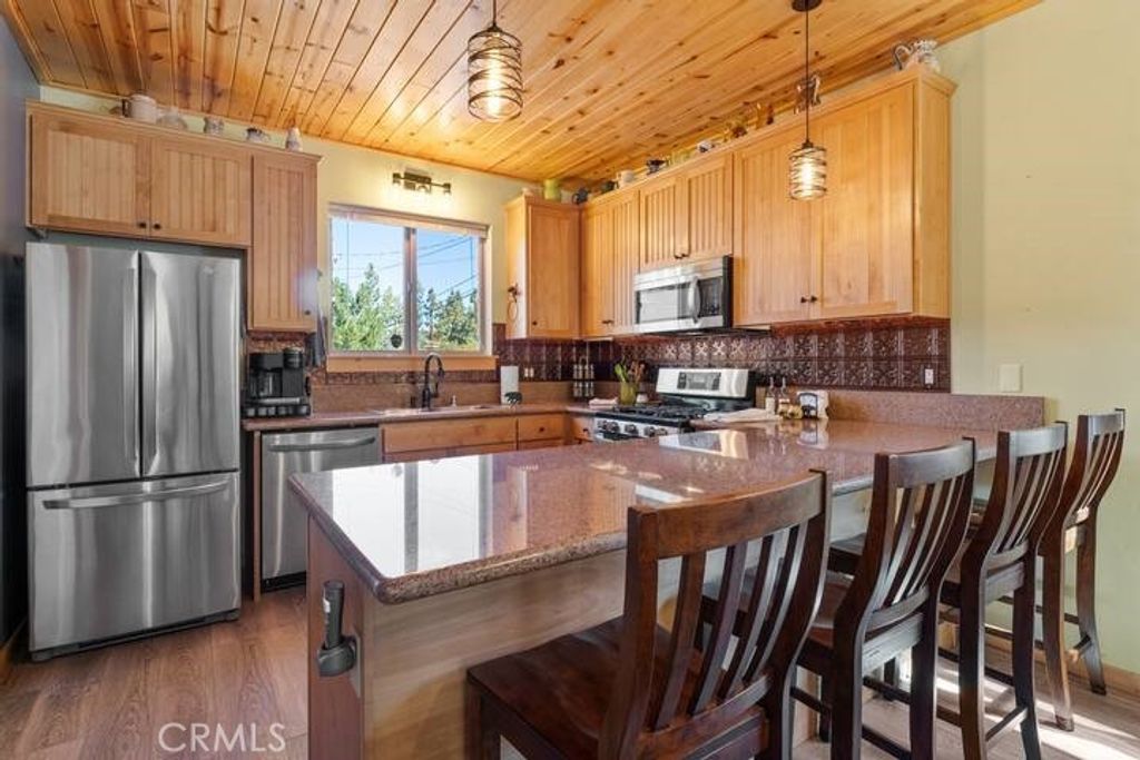 40272 Mahanoy Lane, Big Bear Lake