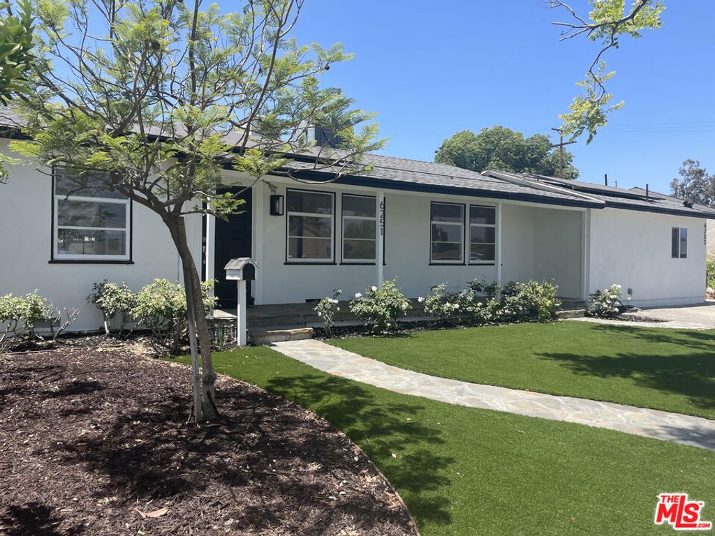 6251 Alcove Avenue, North Hollywood