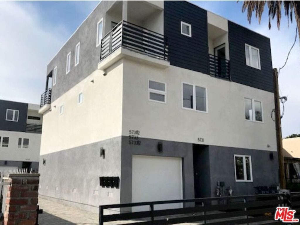 5733 1/2 Fulcher Avenue, North Hollywood