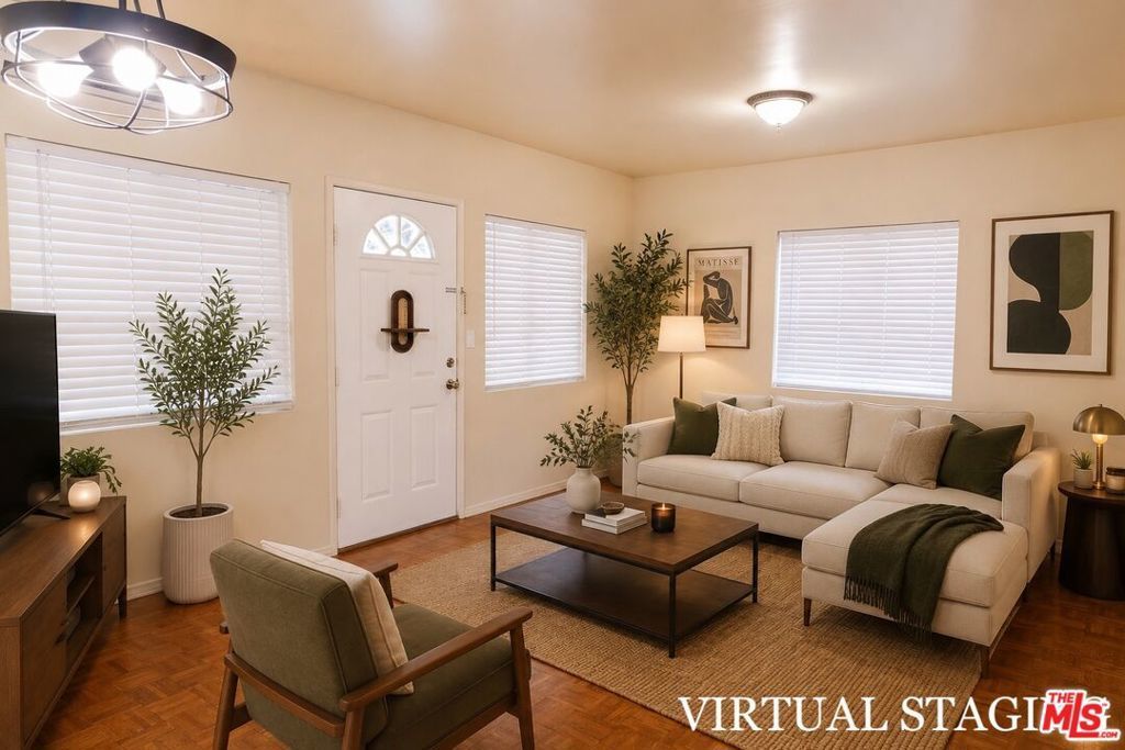 642 N La Jolla Avenue # 1/2, Los Angeles