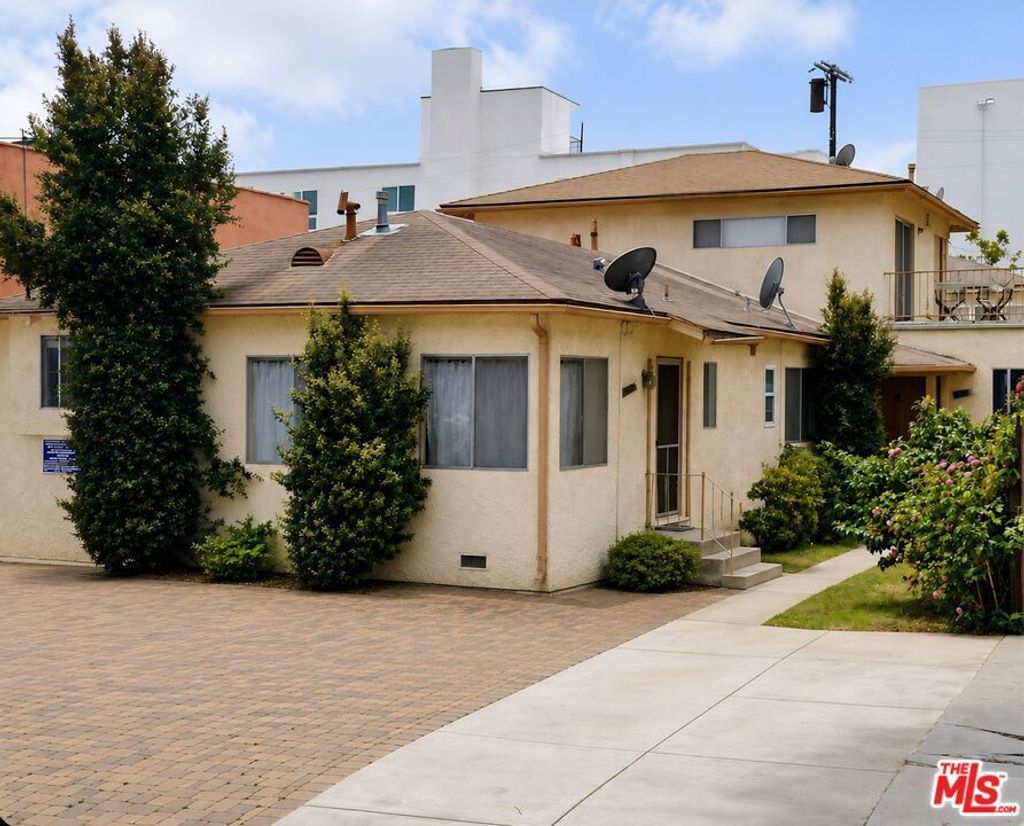 1823 Overland Avenue, Los Angeles