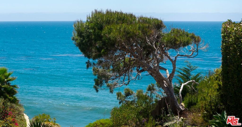 31970 Pacific Coast Highway, Malibu
