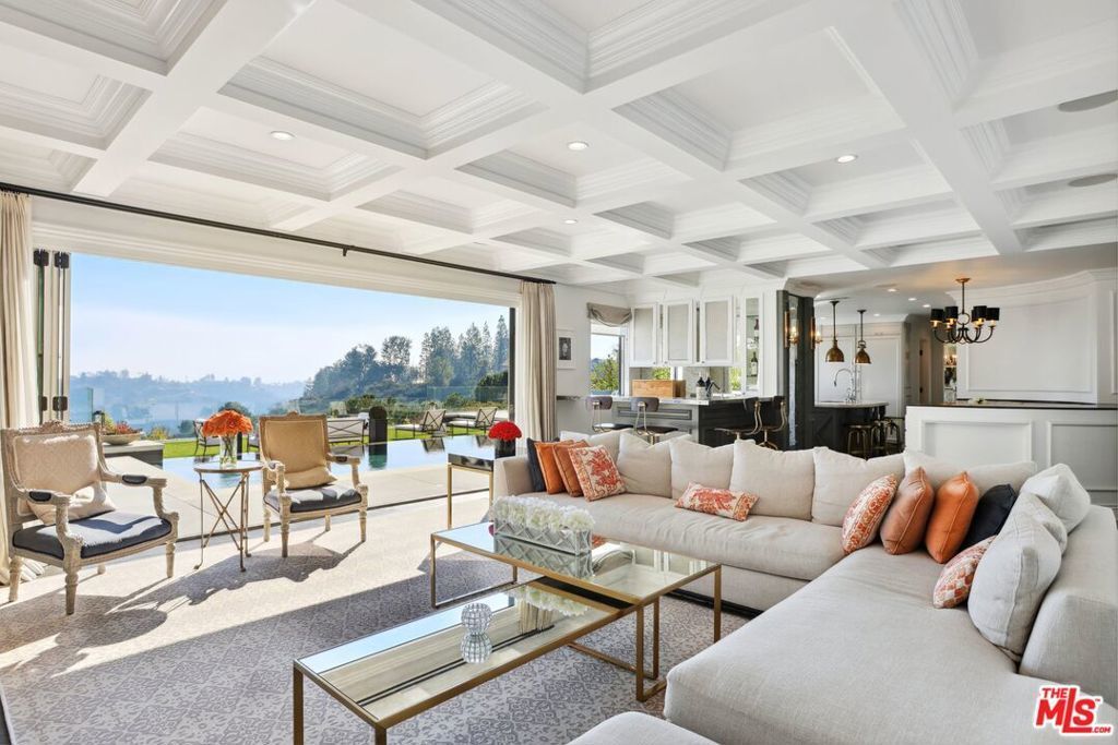 2676 Casiano Road, Los Angeles