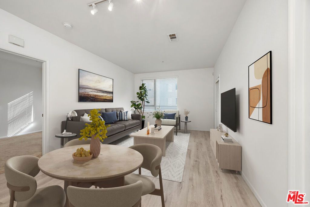 6400 Crescent Parkway # 217, Playa Vista