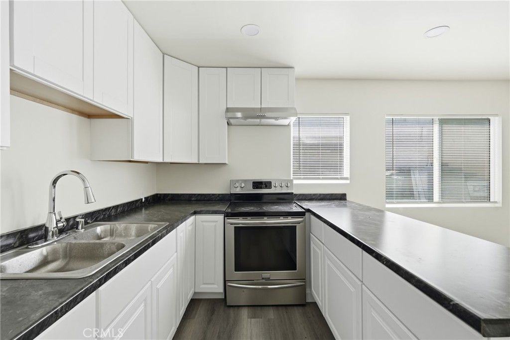 702 Walnut Street # 5, Inglewood