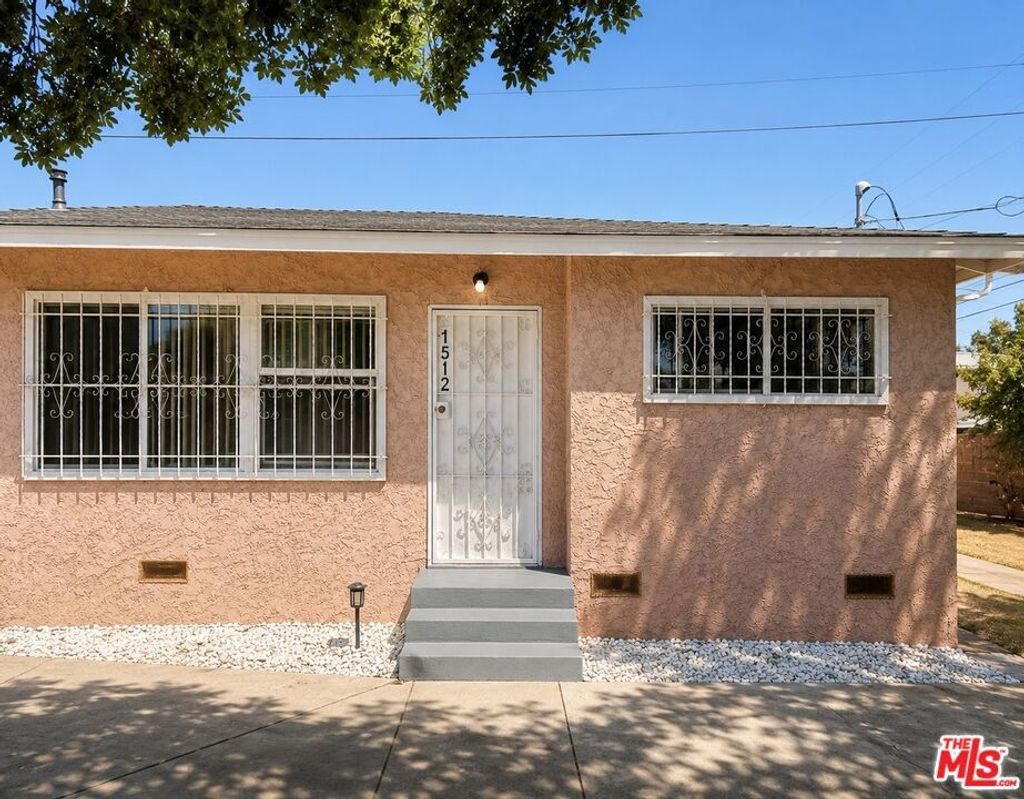 1512 W 103rd Street, Los Angeles