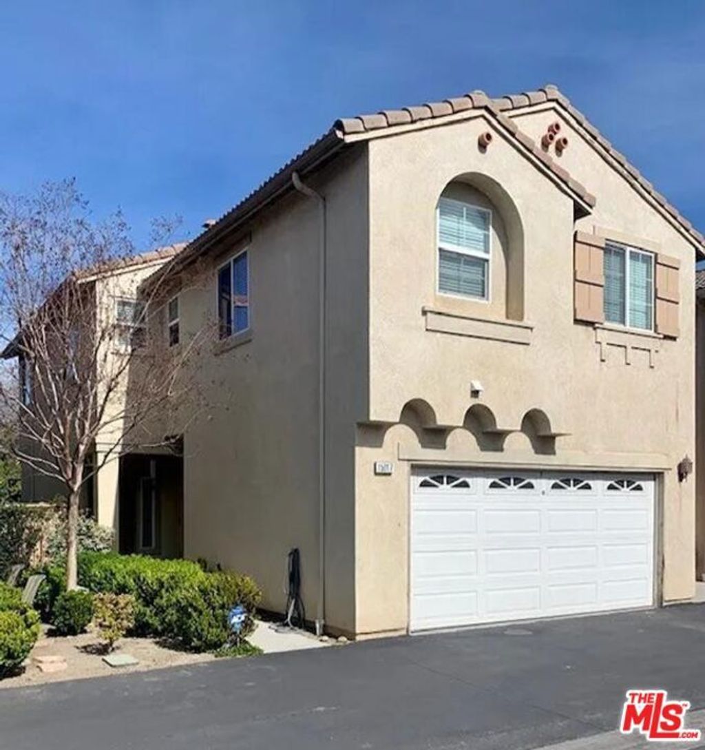 15017 Northwind Lane, North Hills