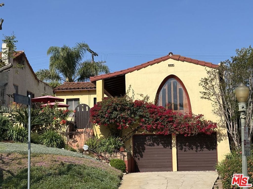 2005 Holmby Avenue, Los Angeles