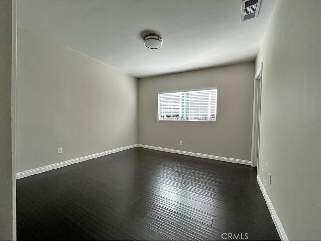 30 N Cordova, Alhambra