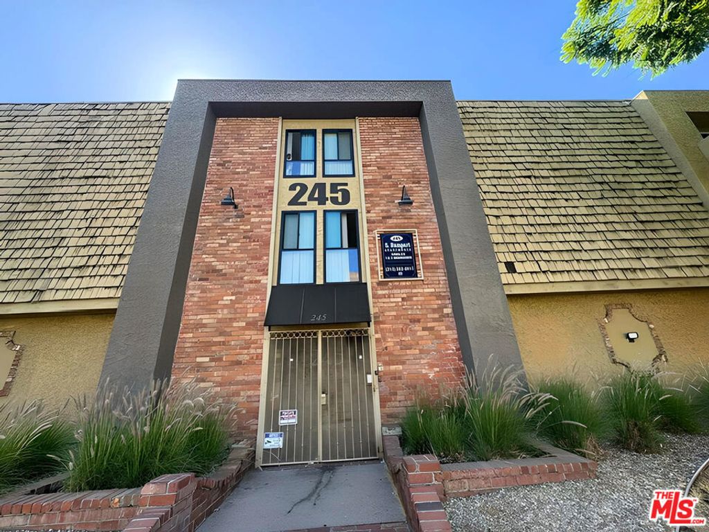 245 S Rampart Boulevard # 302, Los Angeles