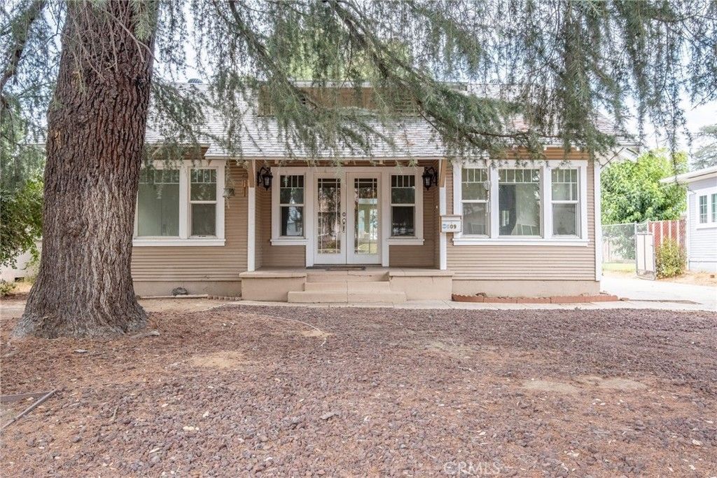 809 E Colton, Redlands