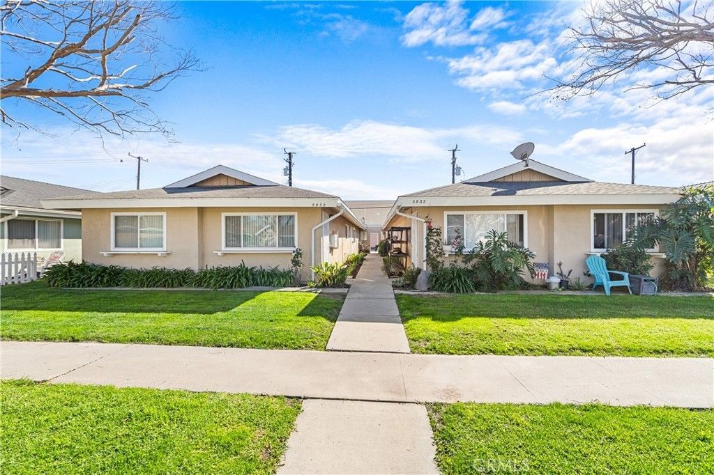 5932 Santa Barbara Avenue E # B, Garden Grove