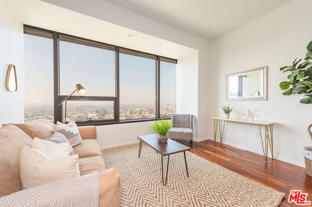 1100 Wilshire Boulevard # 2501, Los Angeles