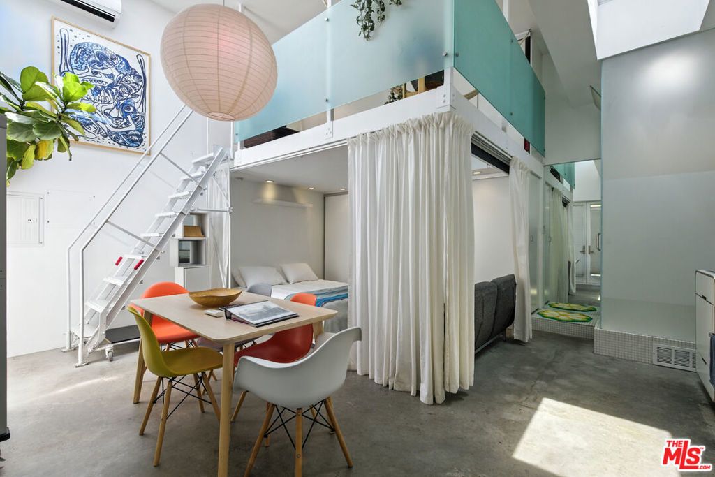 2722 6th Street # Unit B, Santa Monica