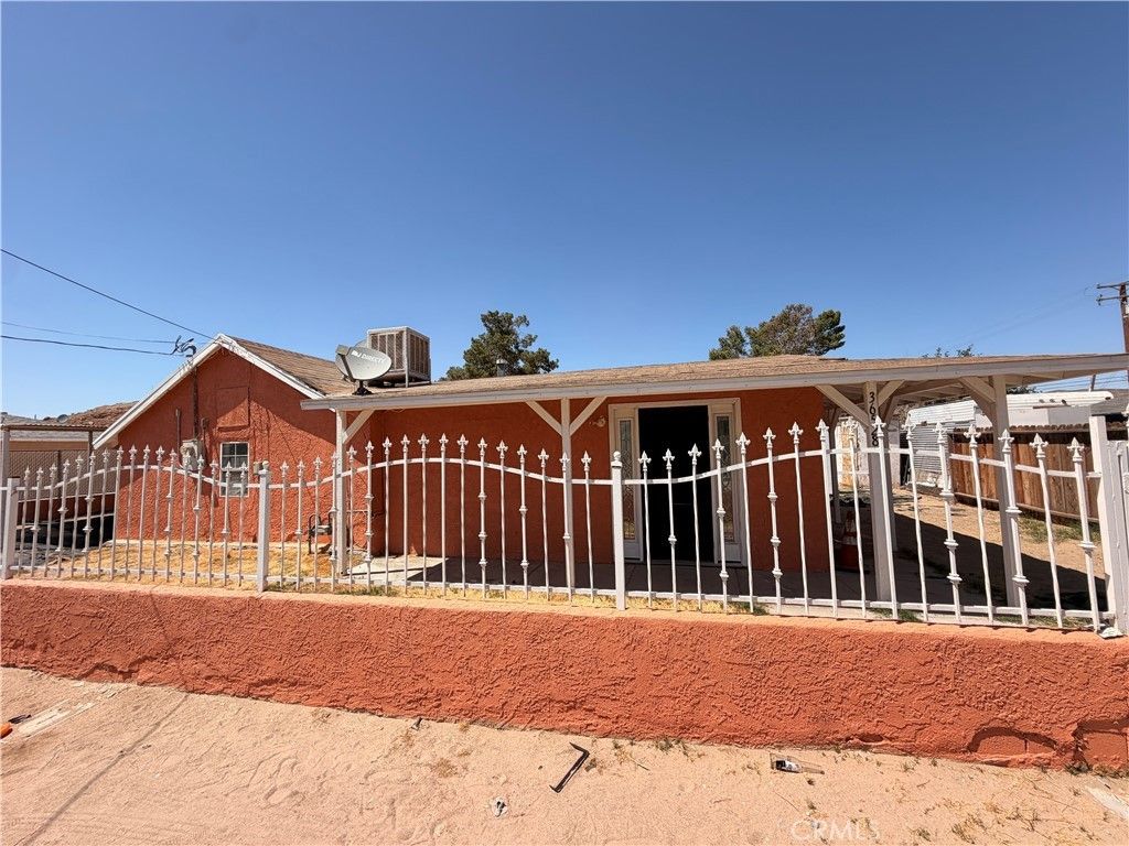 36528 Irwin # B, Barstow