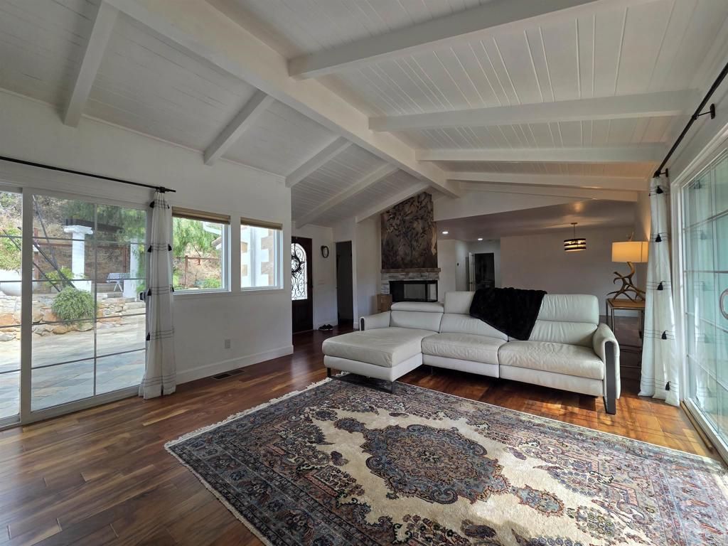 1165 Midway Dr, Alpine