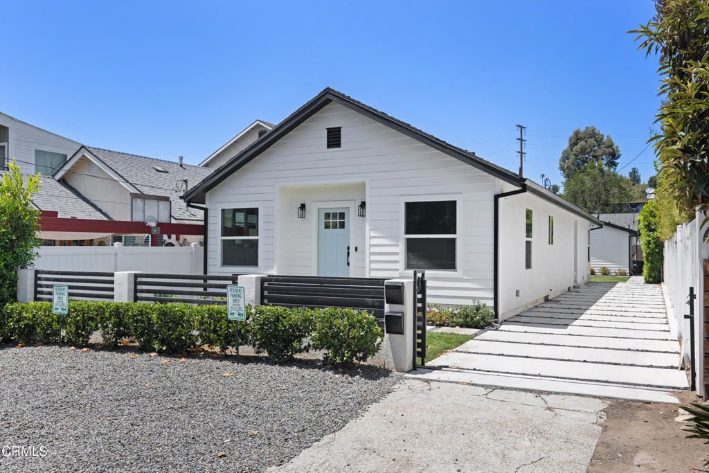 723 Chestnut Avenue, Los Angeles