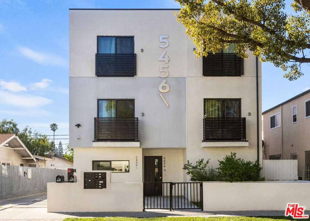 5456 1/2 Barton Avenue, Los Angeles