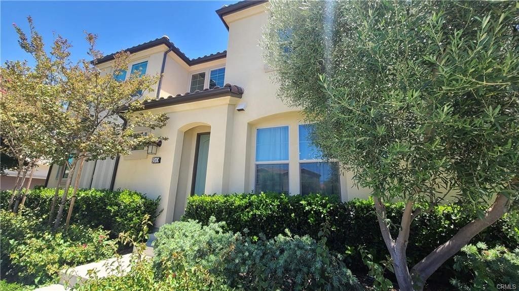80 Savannah, Lake Forest