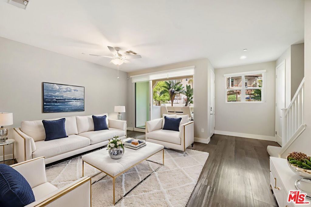 4378 Paxton Place, Calabasas