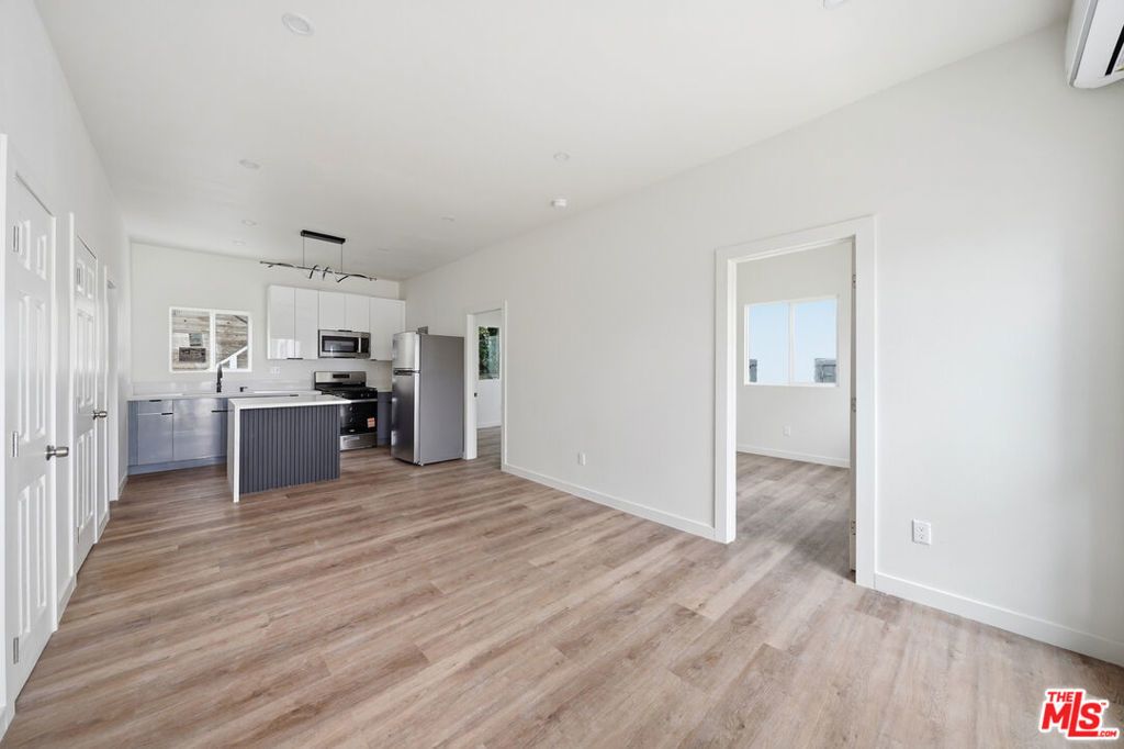 3020 W 12th Street # 3024, Los Angeles