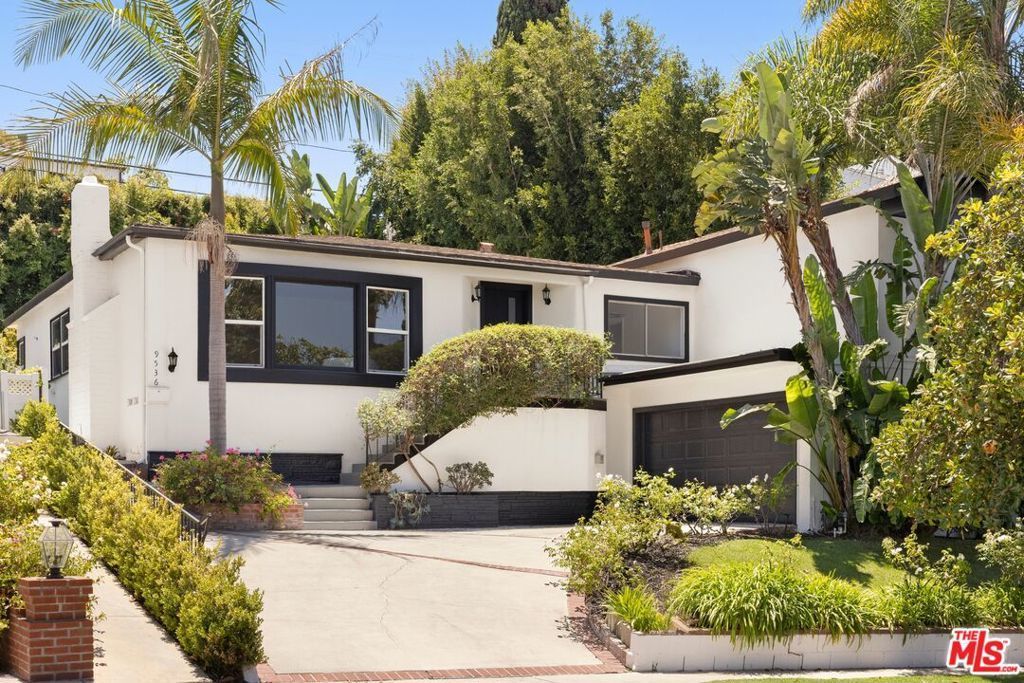 9536 Cresta Drive, Los Angeles