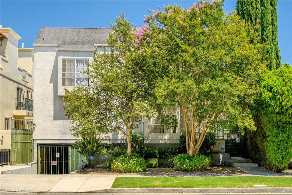 4328 Whitsett Avenue, Studio City