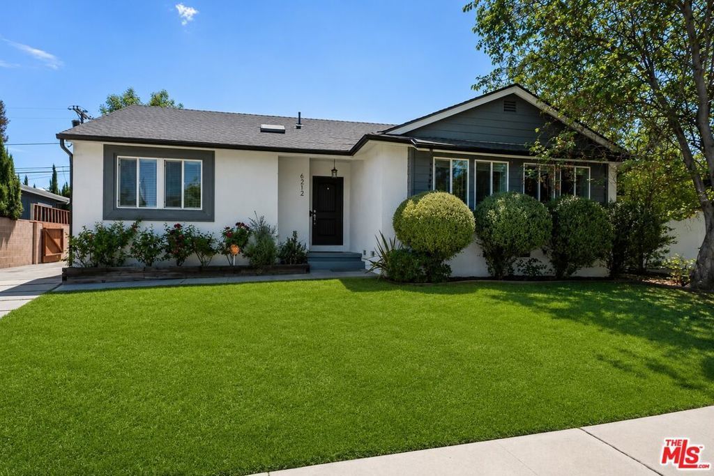 6212 Tunney Avenue, Tarzana