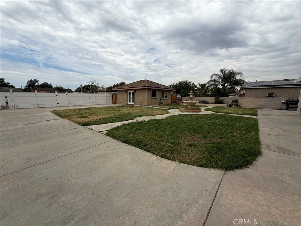 7654 Alder Avenue, Fontana