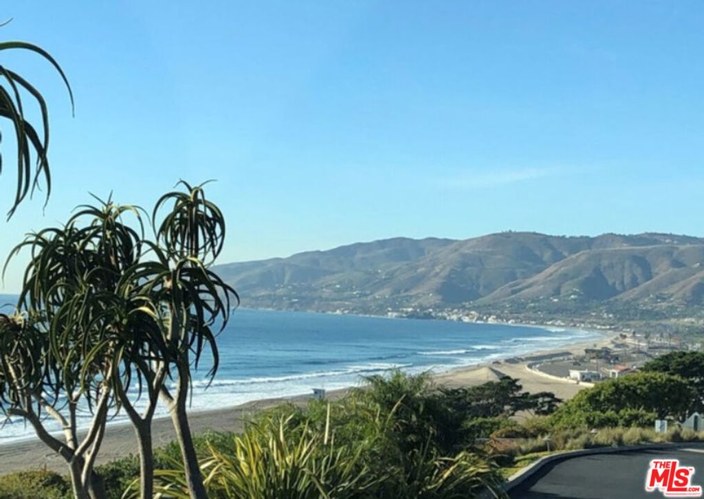 6798 Las Olas Way, Malibu