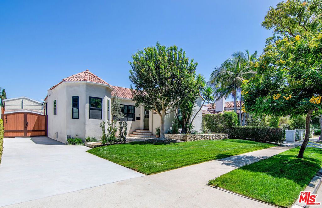 6417 Lindenhurst Avenue, Los Angeles