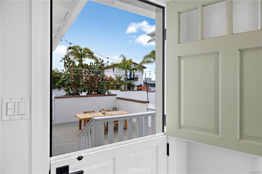 226 La Jolla, Newport Beach