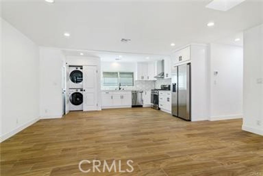 5706 Burnet Avenue, Van Nuys