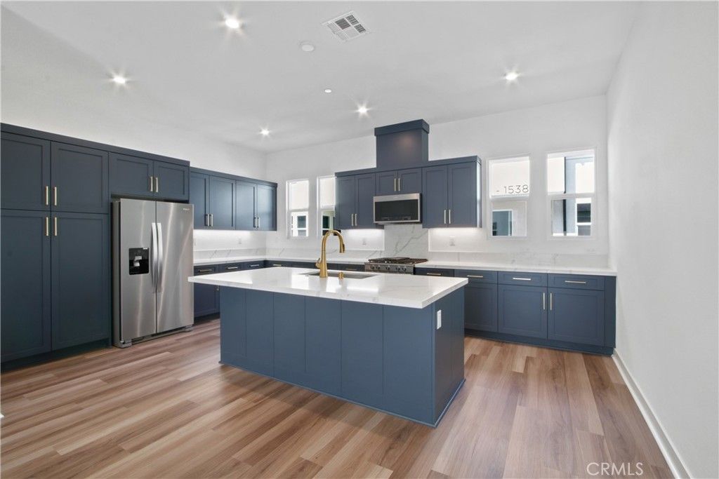 1410 W Bushell Street, Anaheim