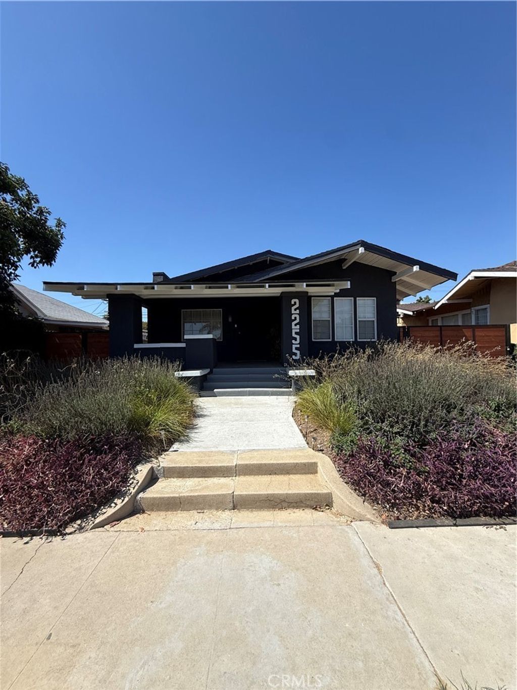 2255 W 29th St, Los Angeles