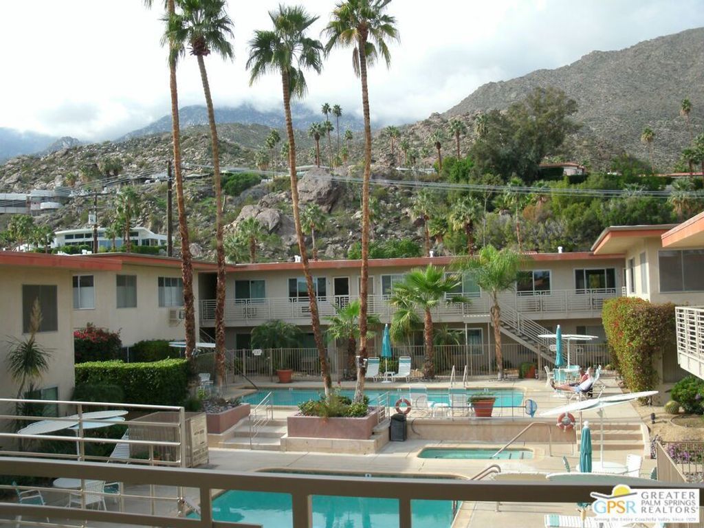 2290 S Palm Canyon Drive # 114, Palm Springs