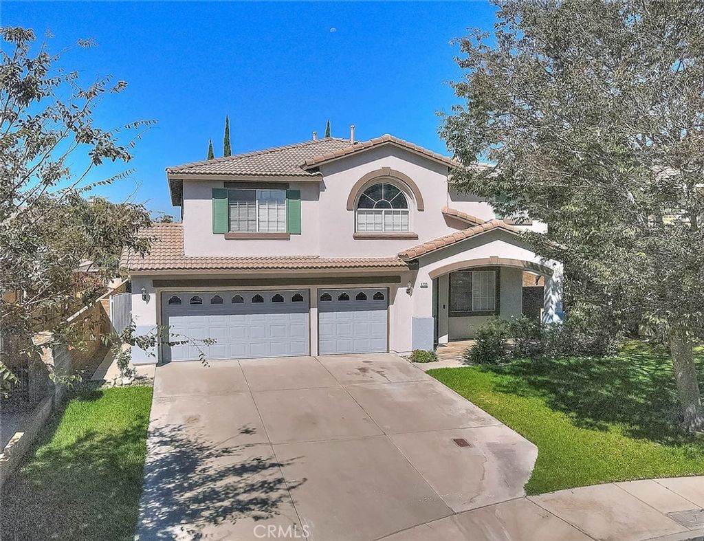 5732 Ridgemark, Fontana