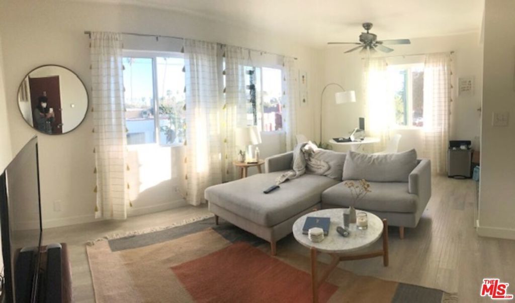 2106 Pisani Place # 3, Los Angeles