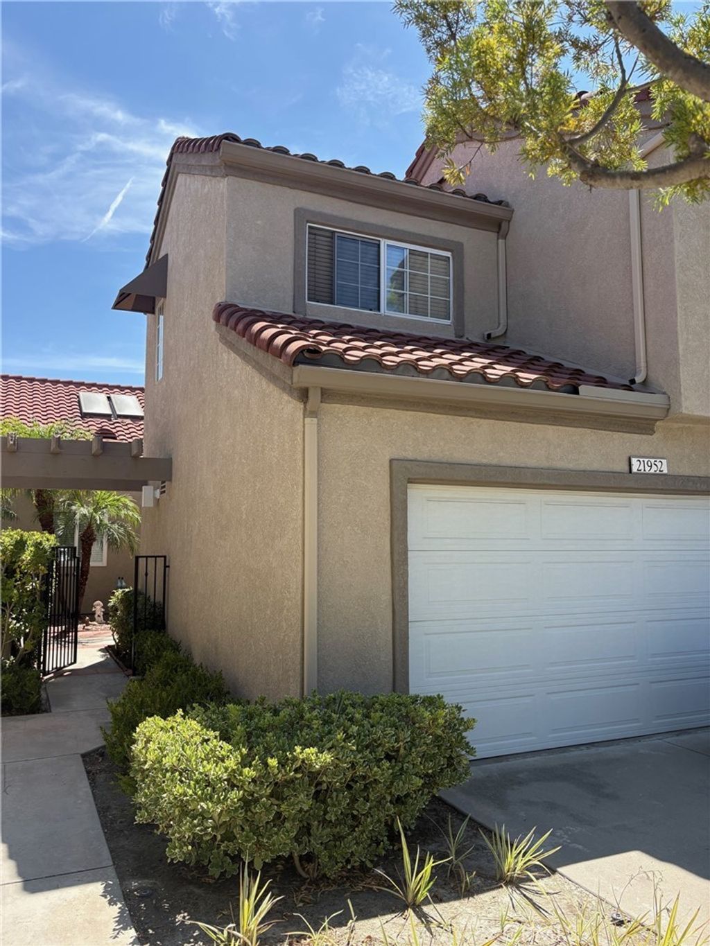 21952 Barbados, Mission Viejo